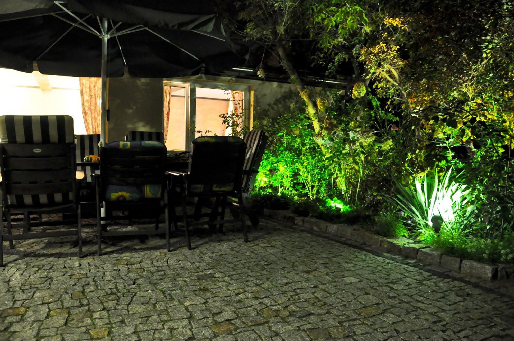 Villa Pod Orzechem W Zaniemyslu Экстерьер фото