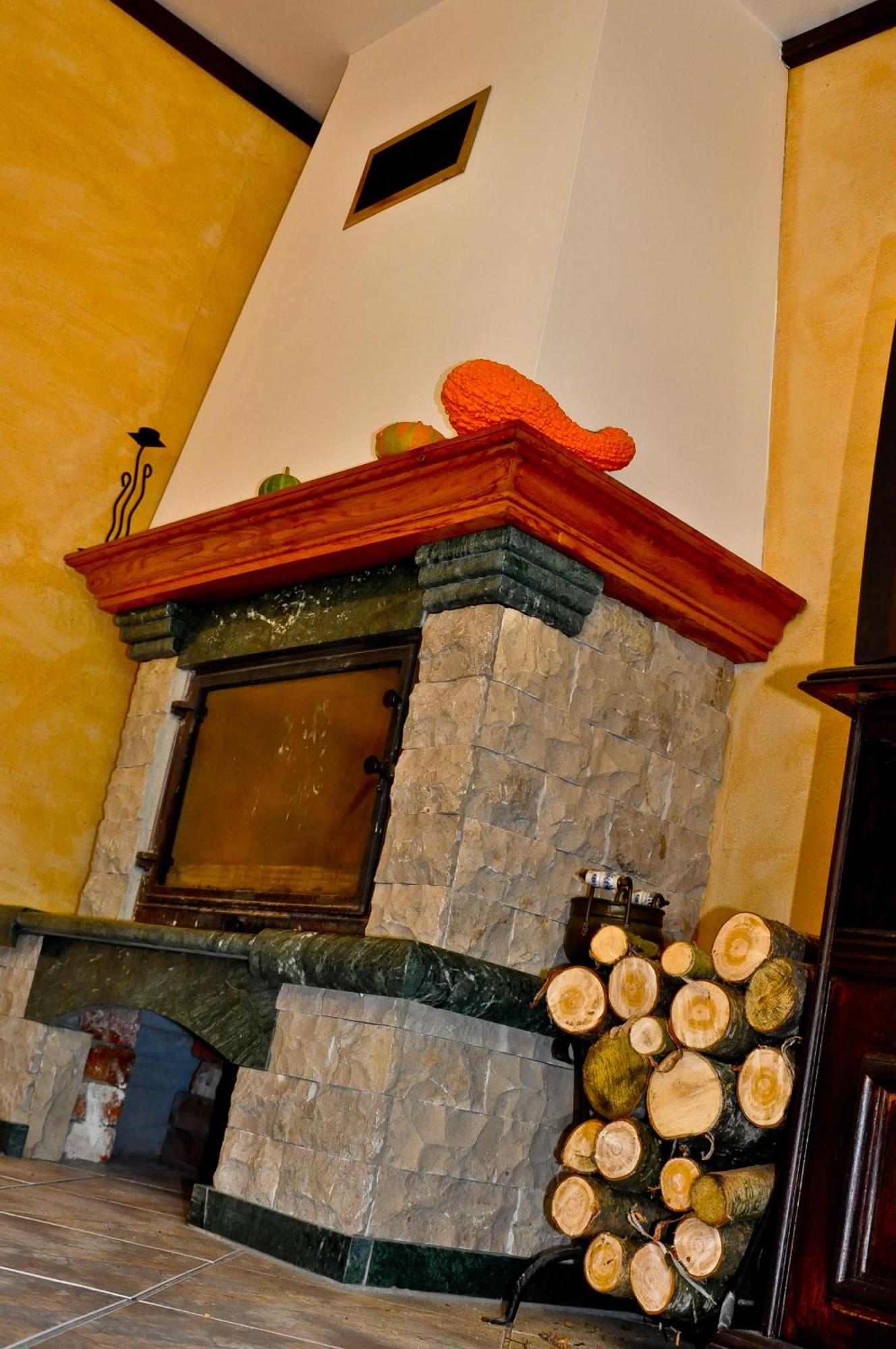 Villa Pod Orzechem W Zaniemyslu Экстерьер фото